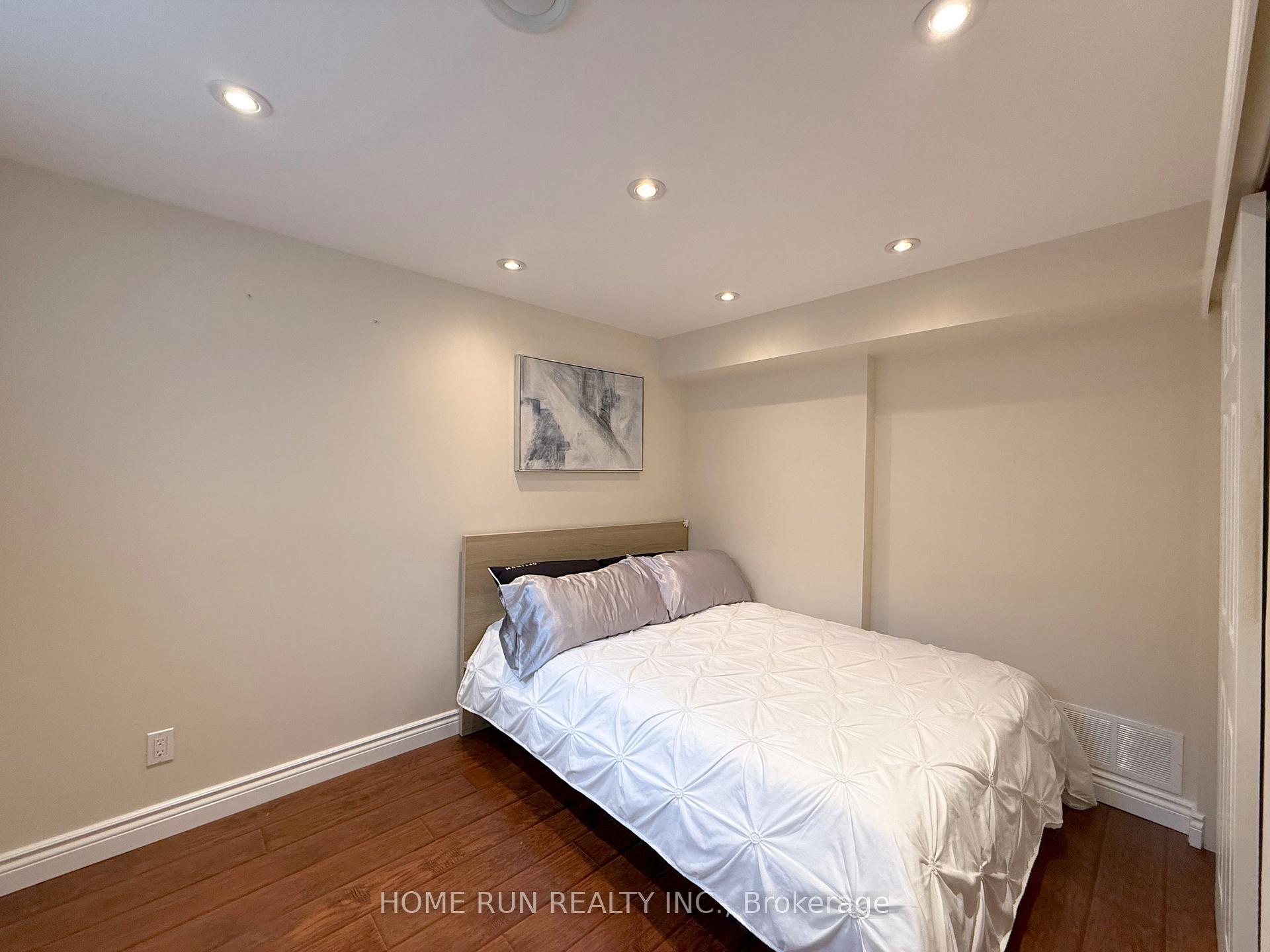 Photo 45 of 49 Deerfox Drive, Ottawa, Barrhaven - Longfields — HOMEH