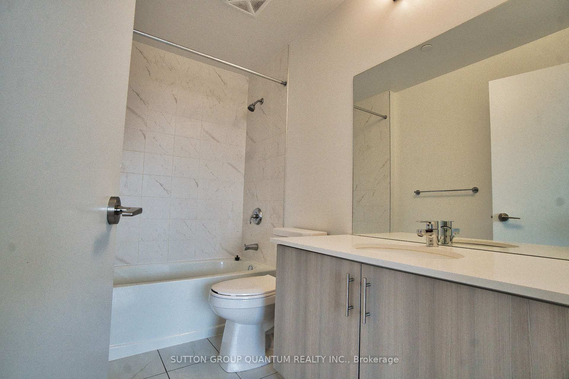 Photo 13 of Unit 604, 1480 Bayly Street, Pickering, Bay Ridges — HOMEH