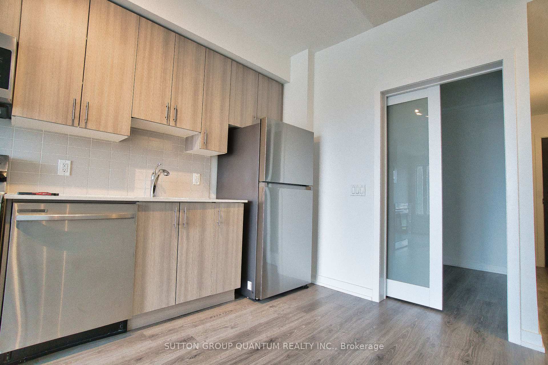 Photo 14 of Unit 604, 1480 Bayly Street, Pickering, Bay Ridges — HOMEH