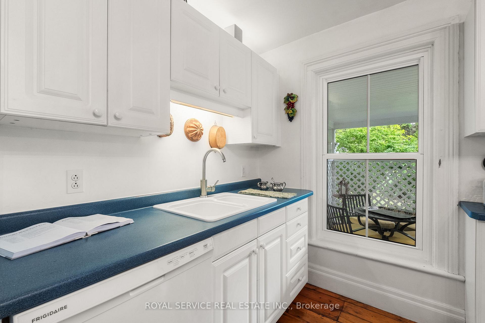 Photo 15 of 303 Henry Street, Cobourg — HOMEH