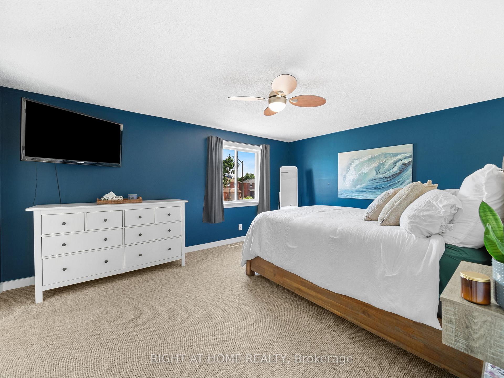 Photo 17 of 58 Delaney Crescent, Barrie, Northwest — HOMEH