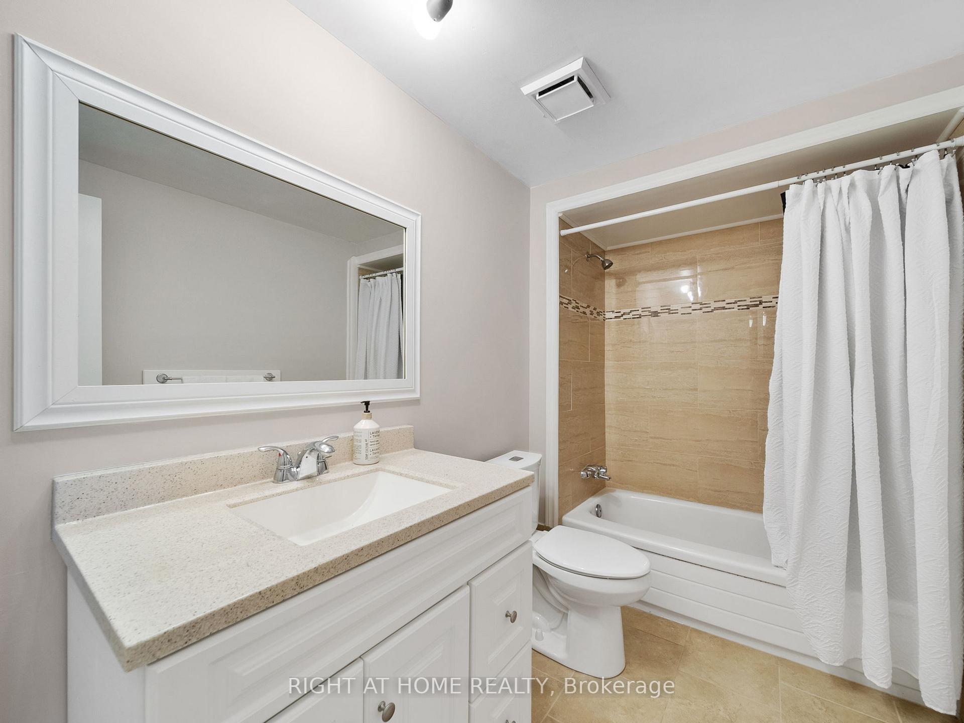 Photo 22 of 58 Delaney Crescent, Barrie, Northwest — HOMEH