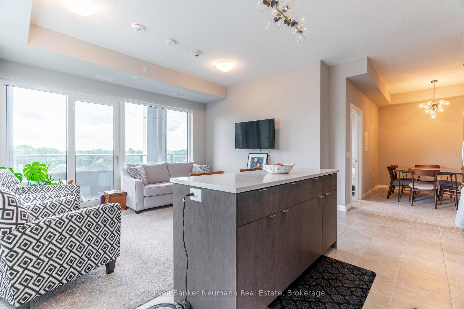 Photo 10 of Unit 502, 73 Arthur Street S, Guelph, St. Patrick's Ward — HOMEH