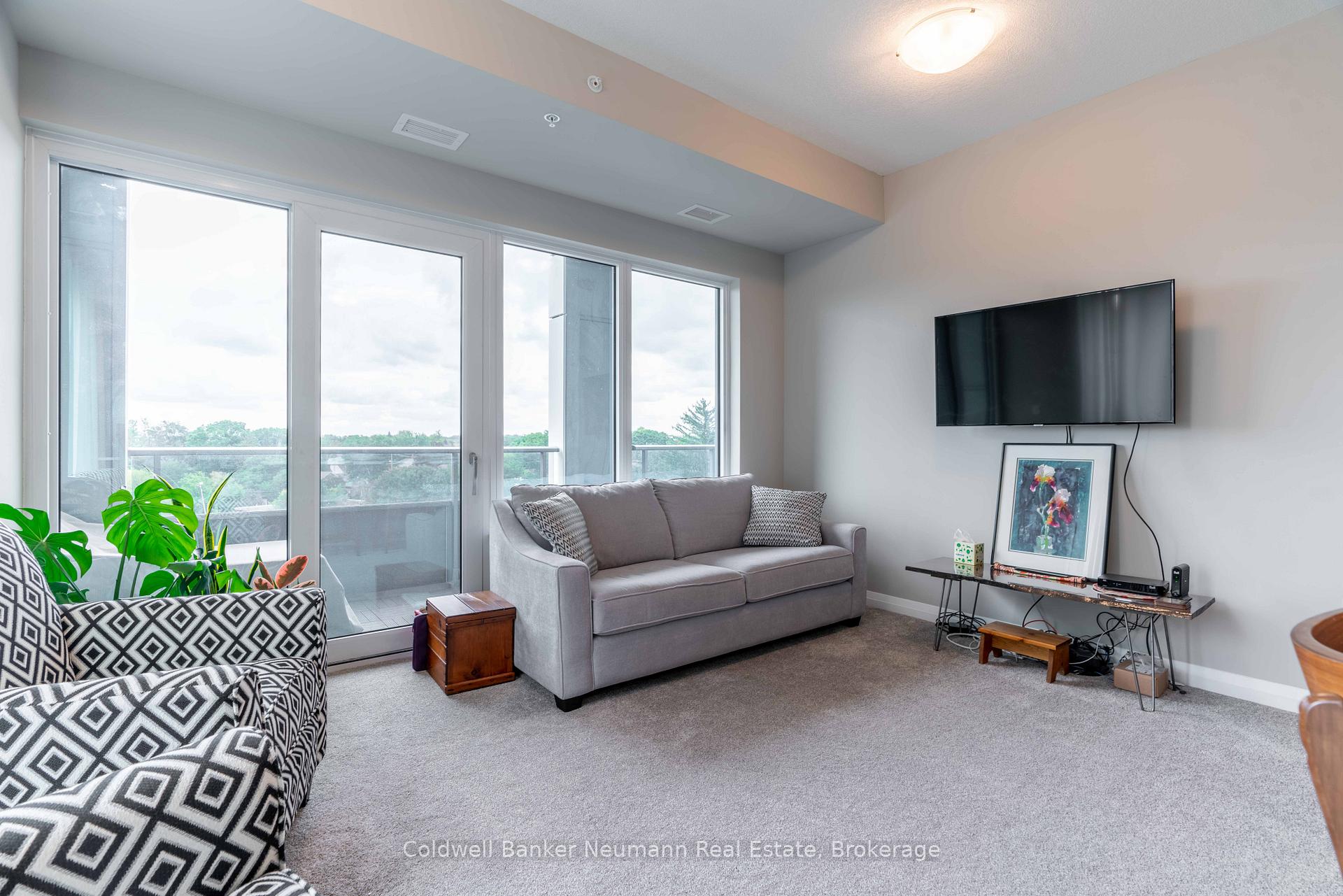 Photo 13 of Unit 502, 73 Arthur Street S, Guelph, St. Patrick's Ward — HOMEH