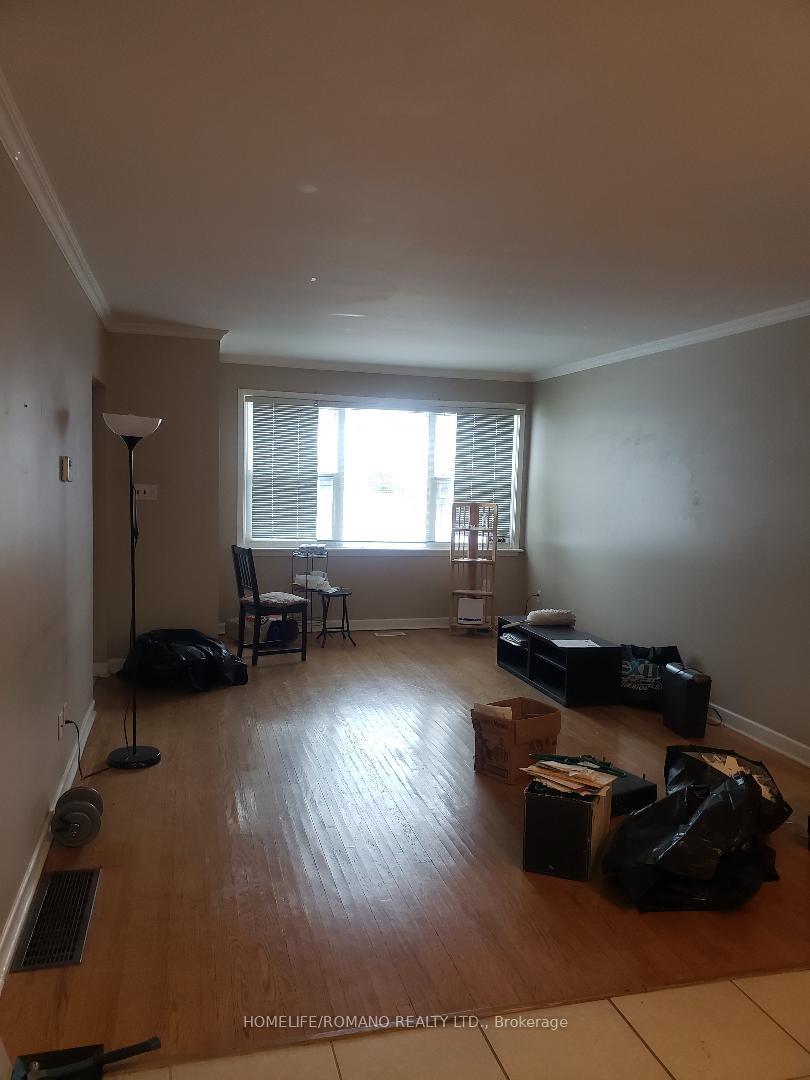 Photo 2 of Unit Upper, 88 Louisa Street, Caledon, Bolton East — HOMEH