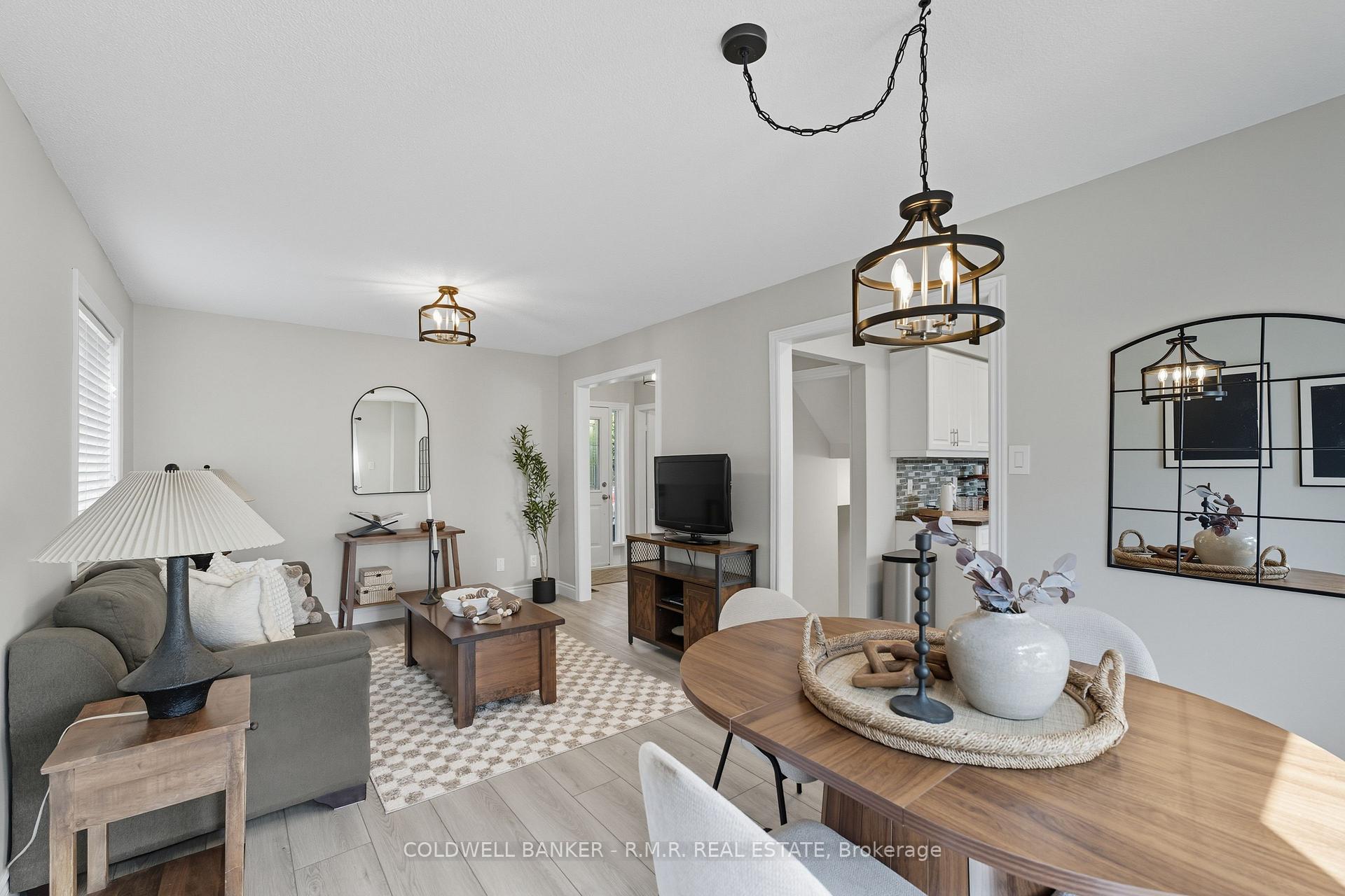 Photo 7 of 5 Tucker Road, Clarington, Bowmanville — HOMEH
