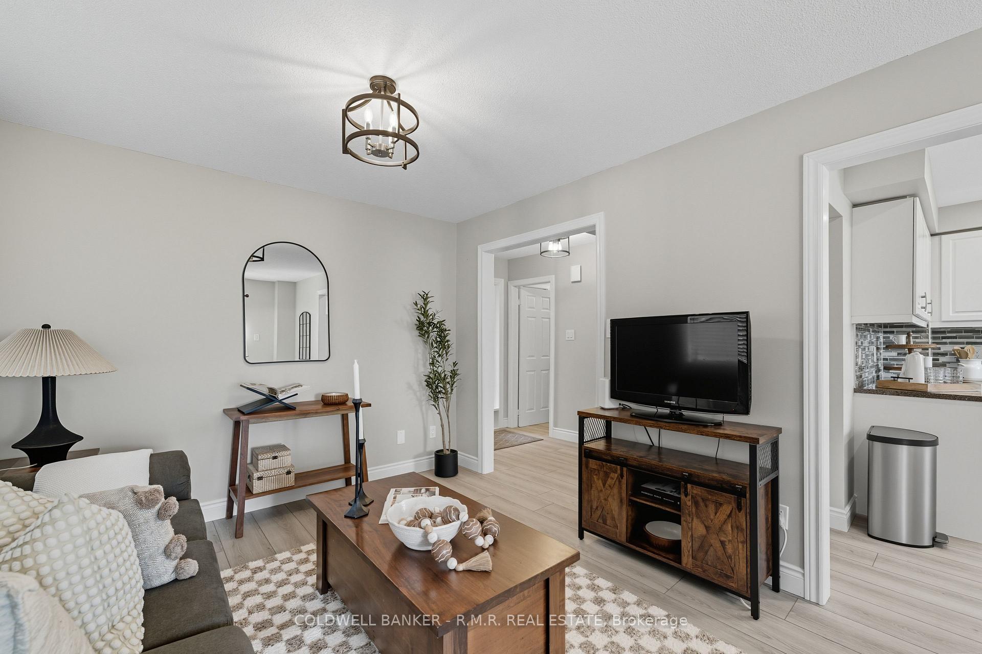 Photo 11 of 5 Tucker Road, Clarington, Bowmanville — HOMEH