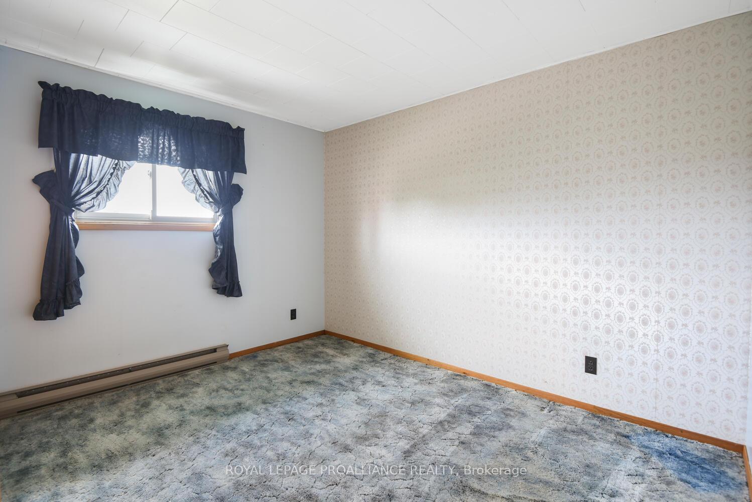 Photo 15 of 556 Middle Street, Edwardsburgh/Cardinal, Town of Cardinal — HOMEH