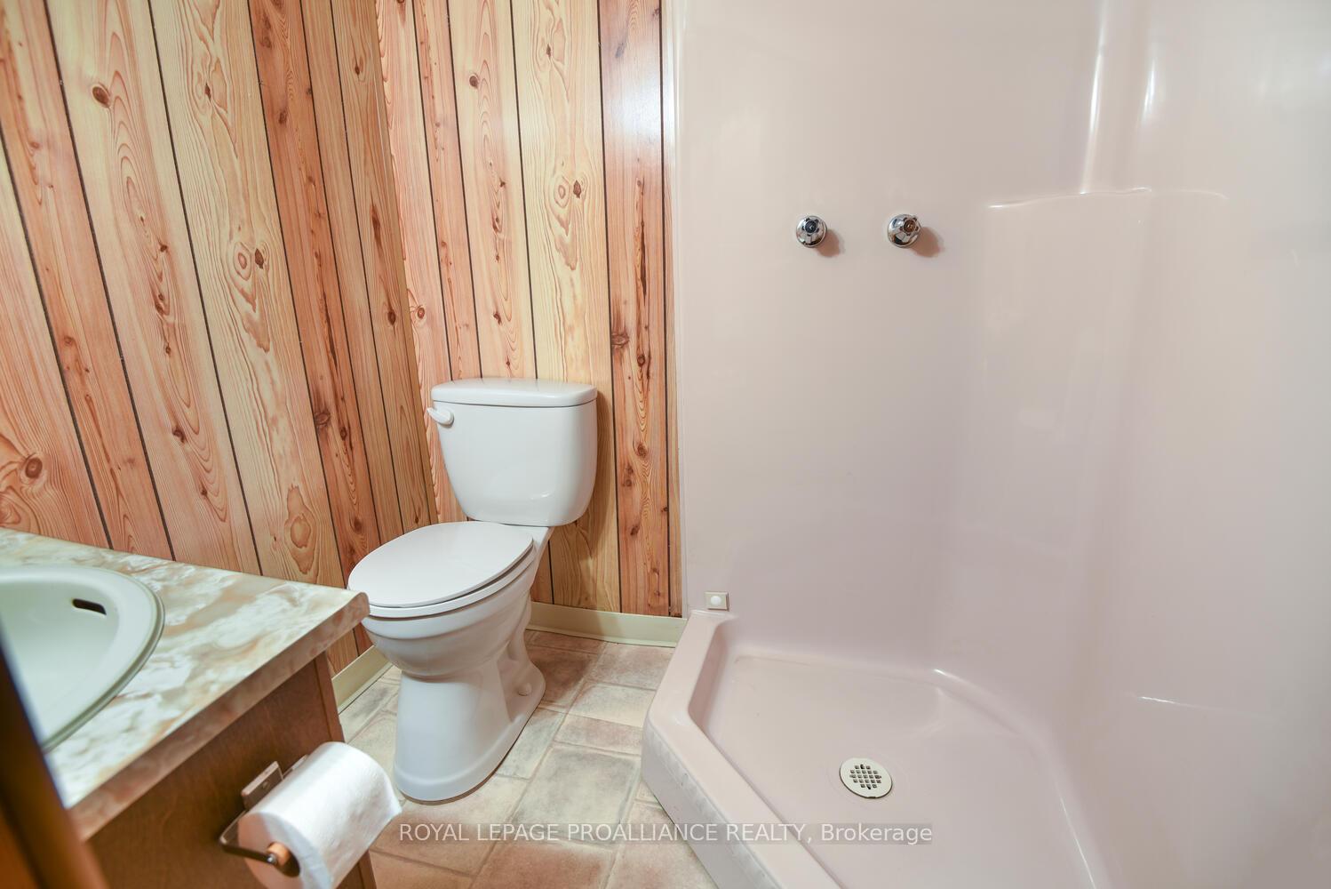 Photo 21 of 556 Middle Street, Edwardsburgh/Cardinal, Town of Cardinal — HOMEH