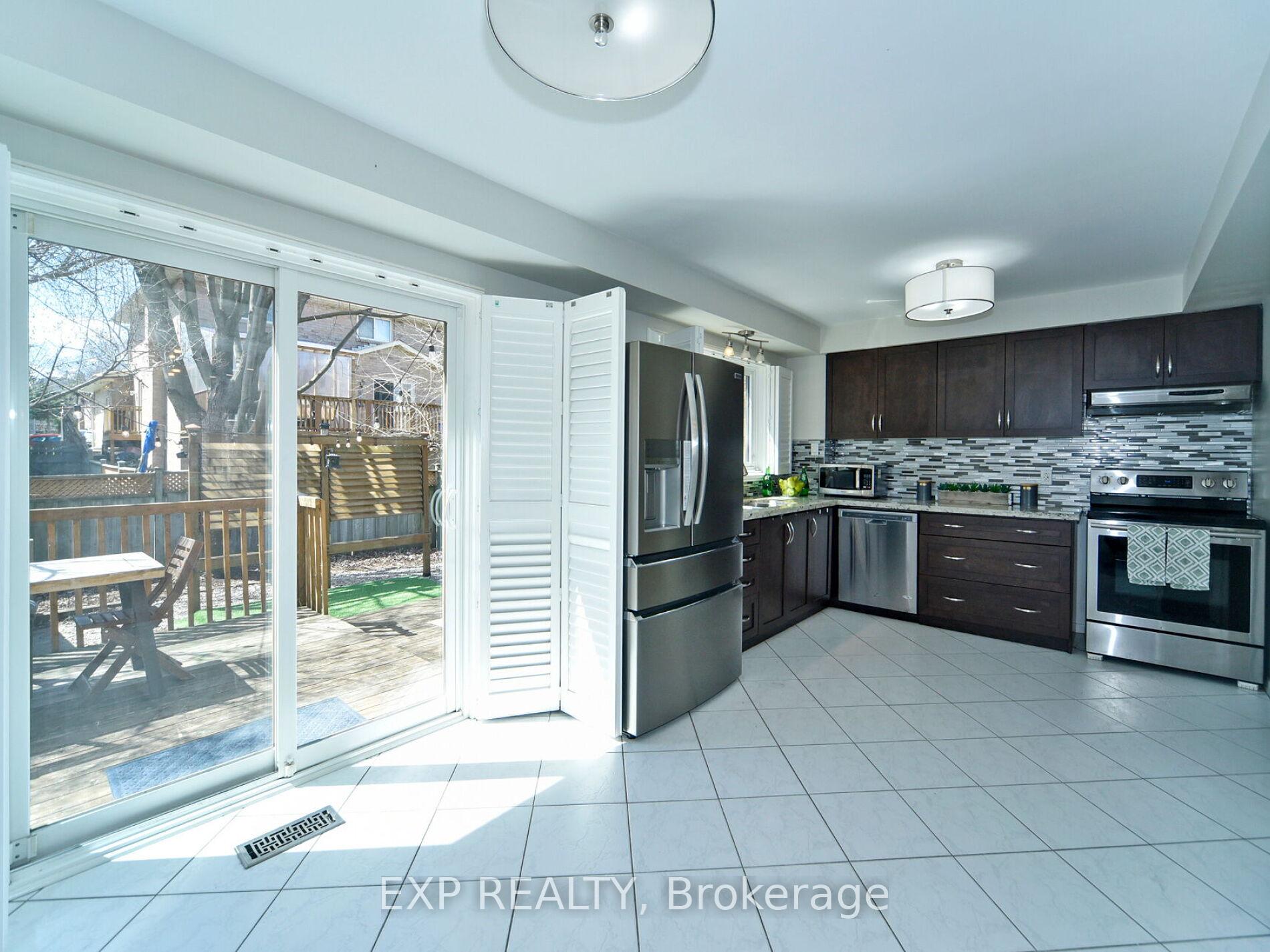 Photo 7 of 38 Deverill Crescent, Ajax, Central West — HOMEH