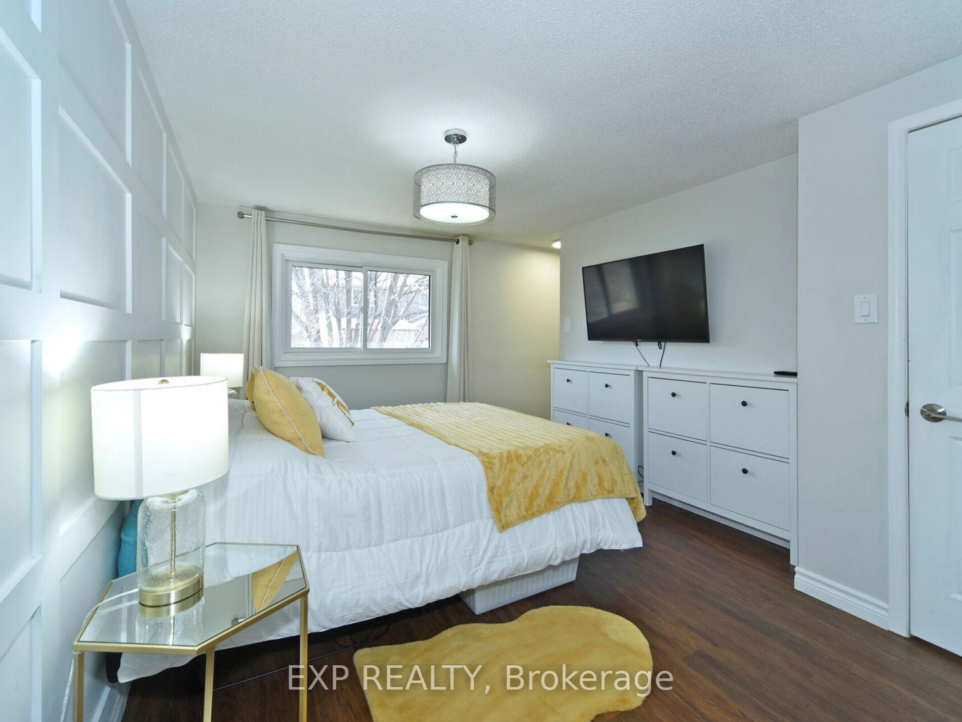 Photo 14 of 38 Deverill Crescent, Ajax, Central West — HOMEH