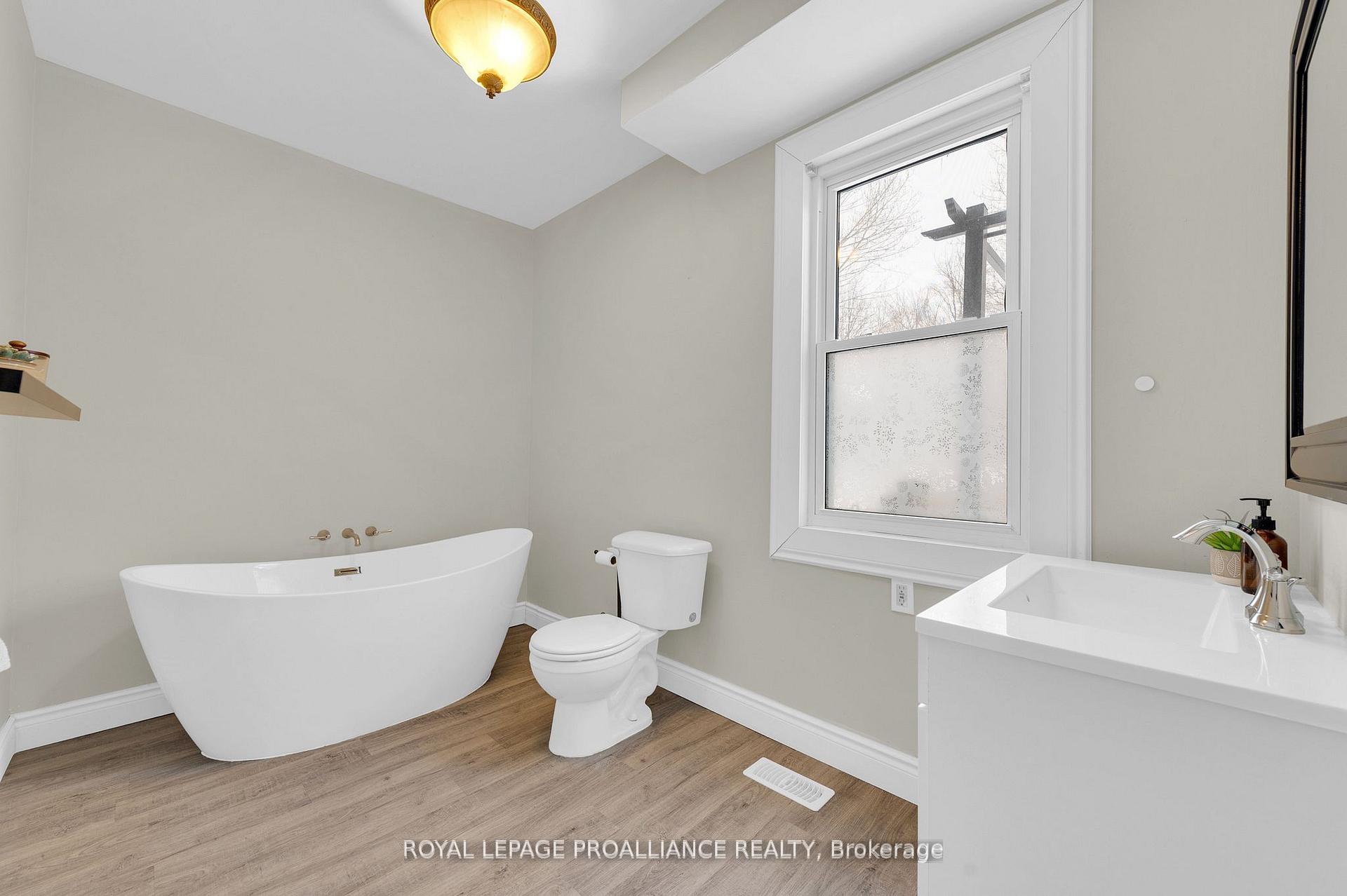 Photo 12 of 284 Donaldson Road, Brighton, Rural Brighton — HOMEH