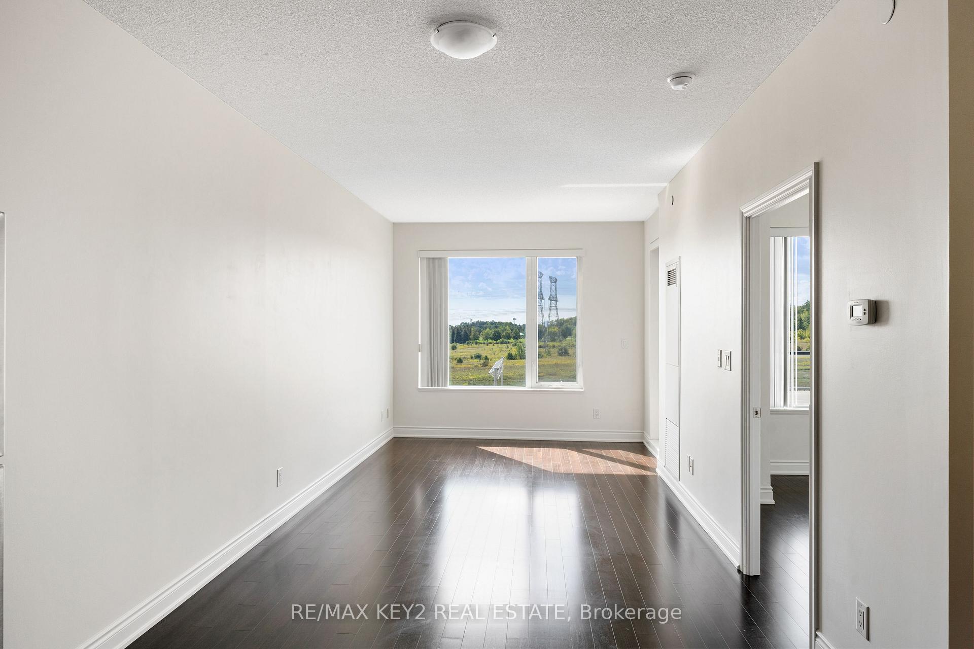 Photo 6 of Unit 611, 325 South Park Road, Markham, Commerce Valley — HOMEH