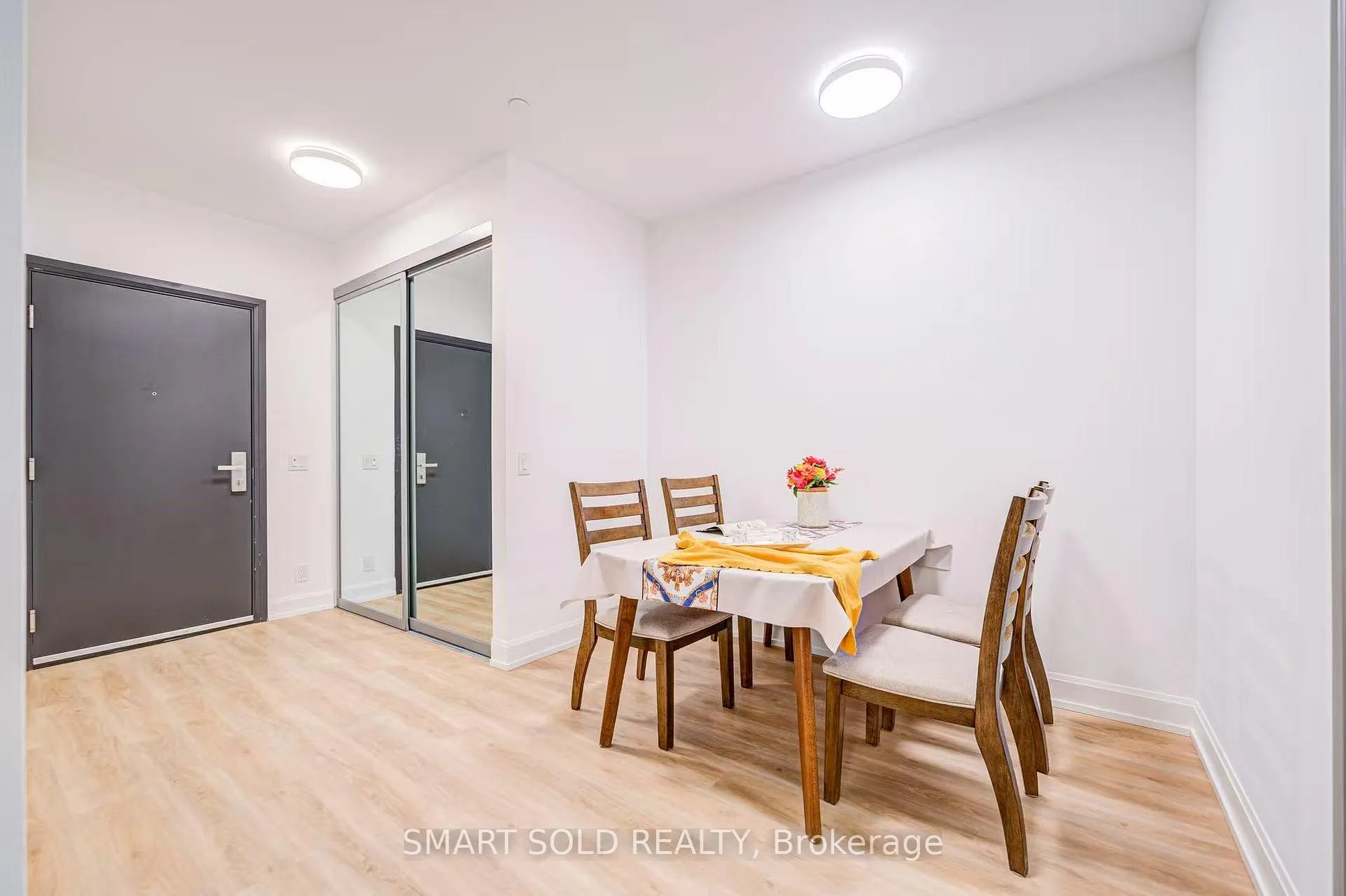 Photo 16 of Unit D 208, 38 Gandhi Lane, Markham, Commerce Valley — HOMEH
