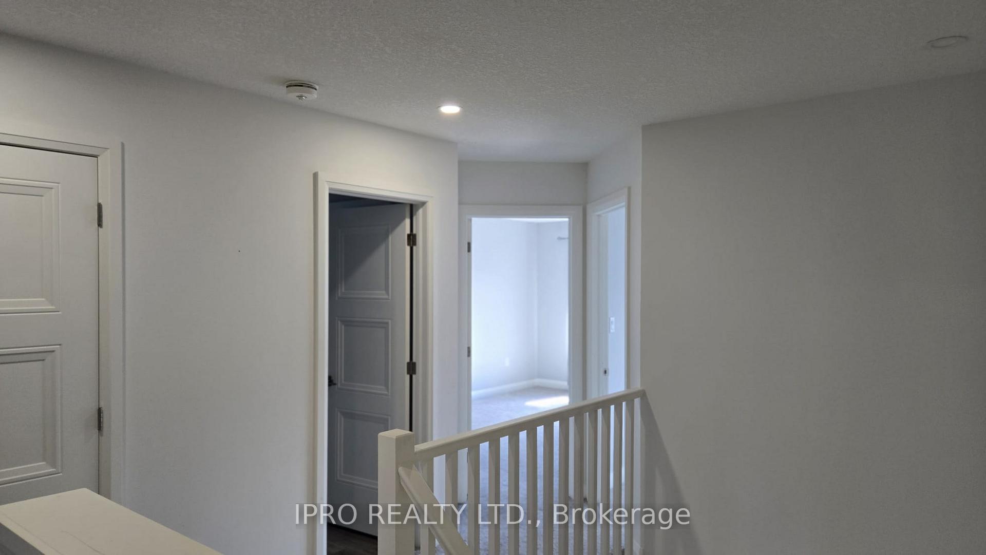 Photo 15 of Unit 5, 1 Miller Drive, Lucan Biddulph, Lucan — HOMEH