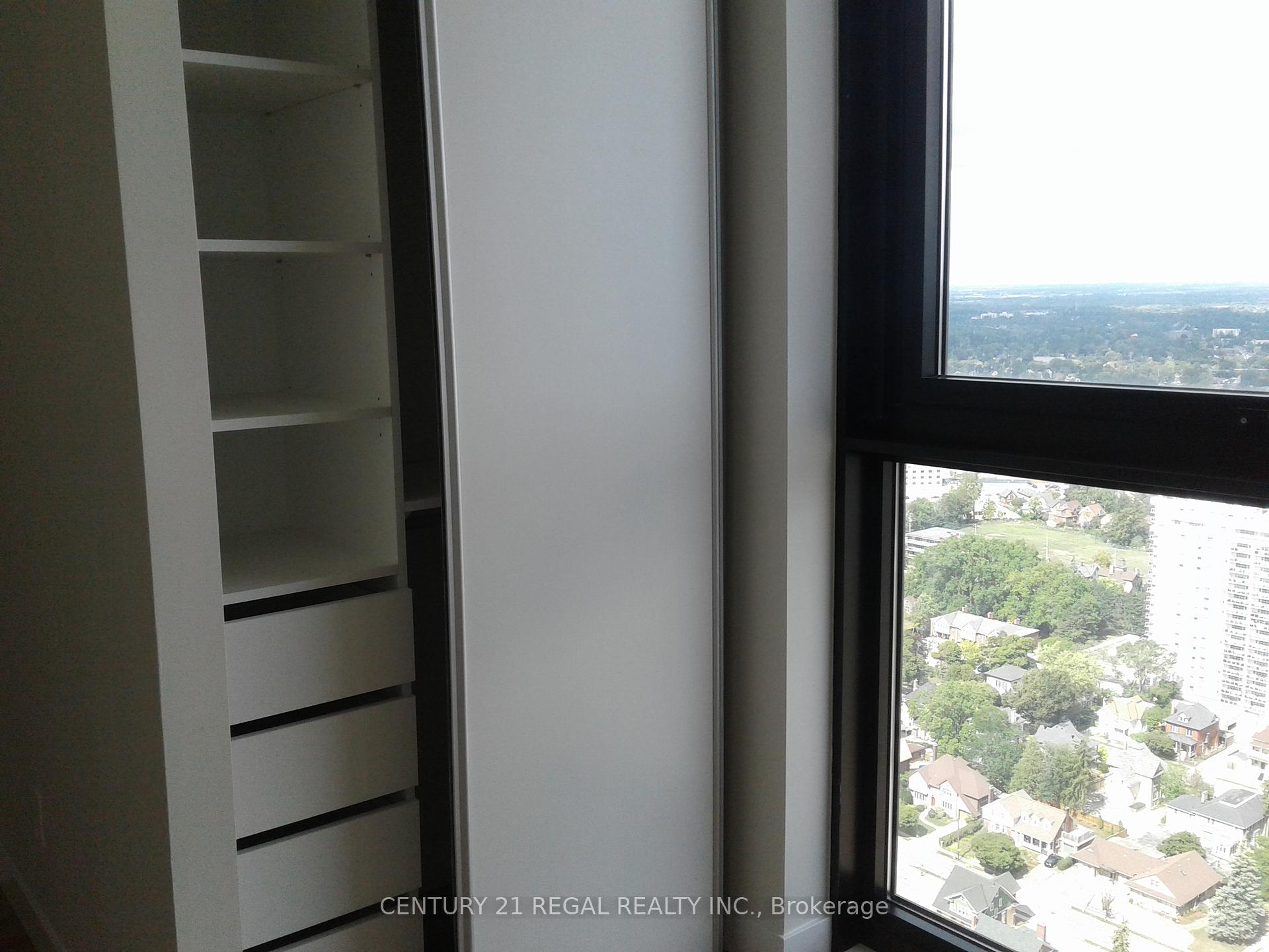 Photo 10 of Unit 3707, 60 Frederick Street, Kitchener, City Commercial Core — HOMEH