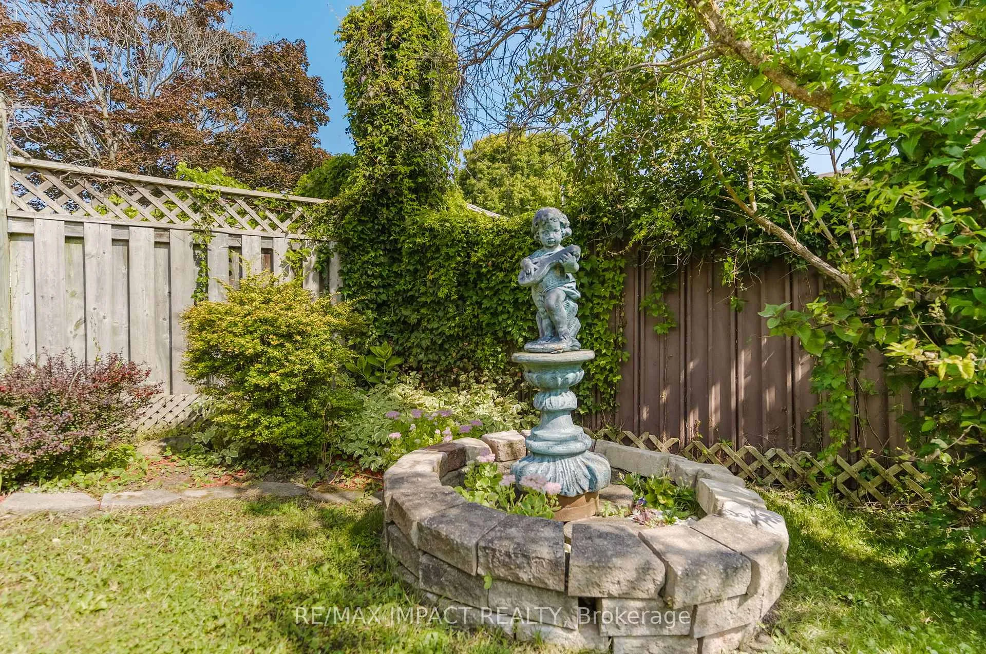 Photo 41 of 799 Daintry Crescent, Cobourg — HOMEH