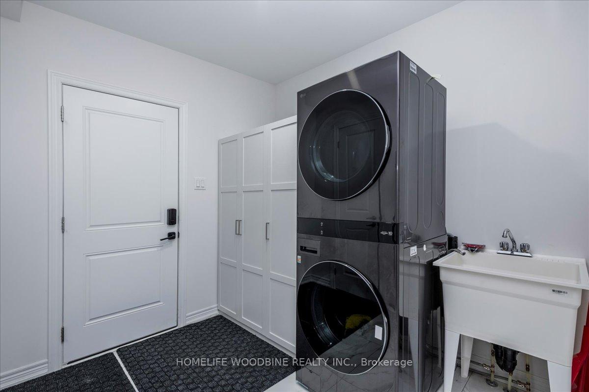 Photo 13 of 21 Wakefield Boulevard, Essa, Angus — HOMEH