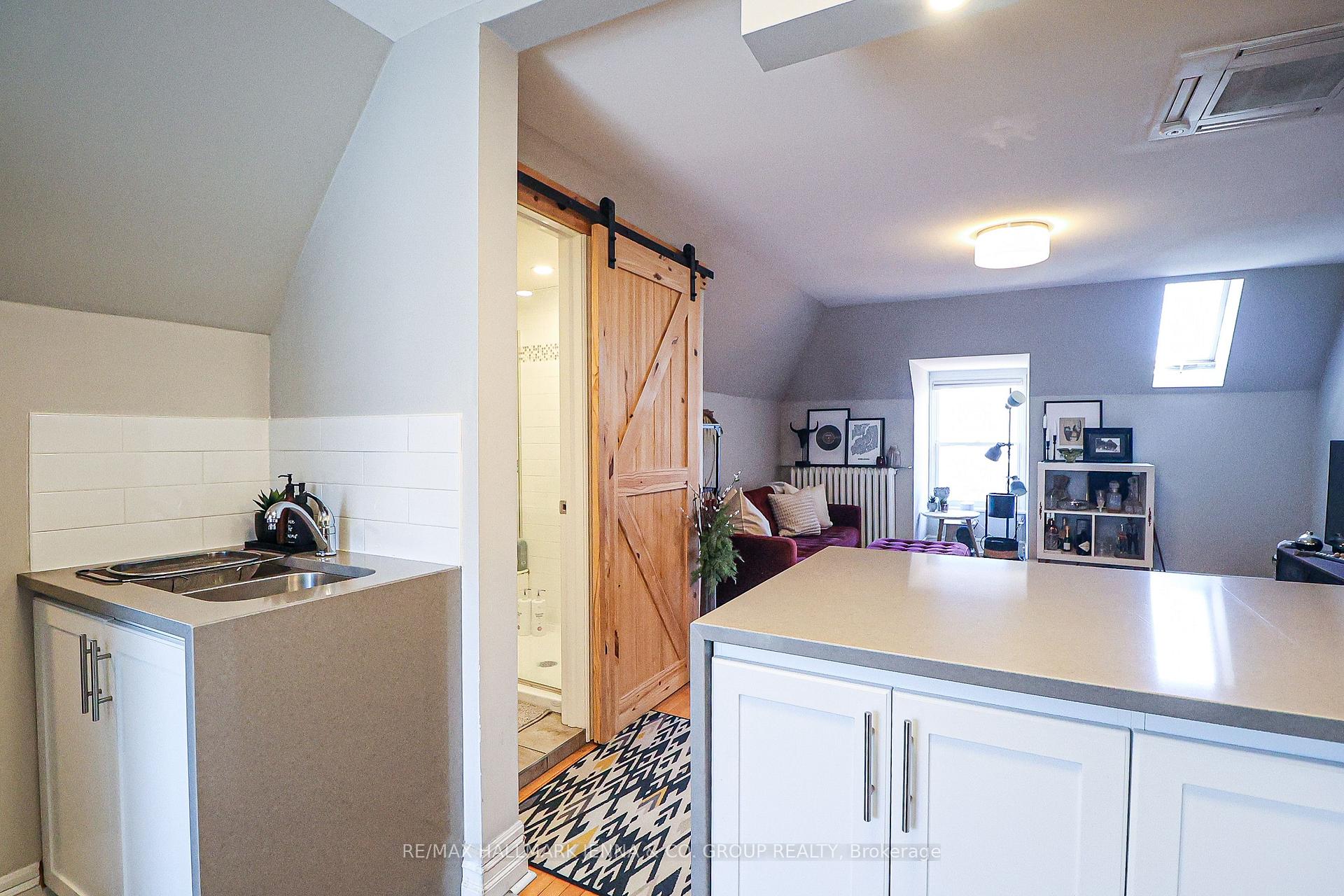 Photo 7 of Unit 3, 149 First Avenue, Ottawa, Glebe — HOMEH