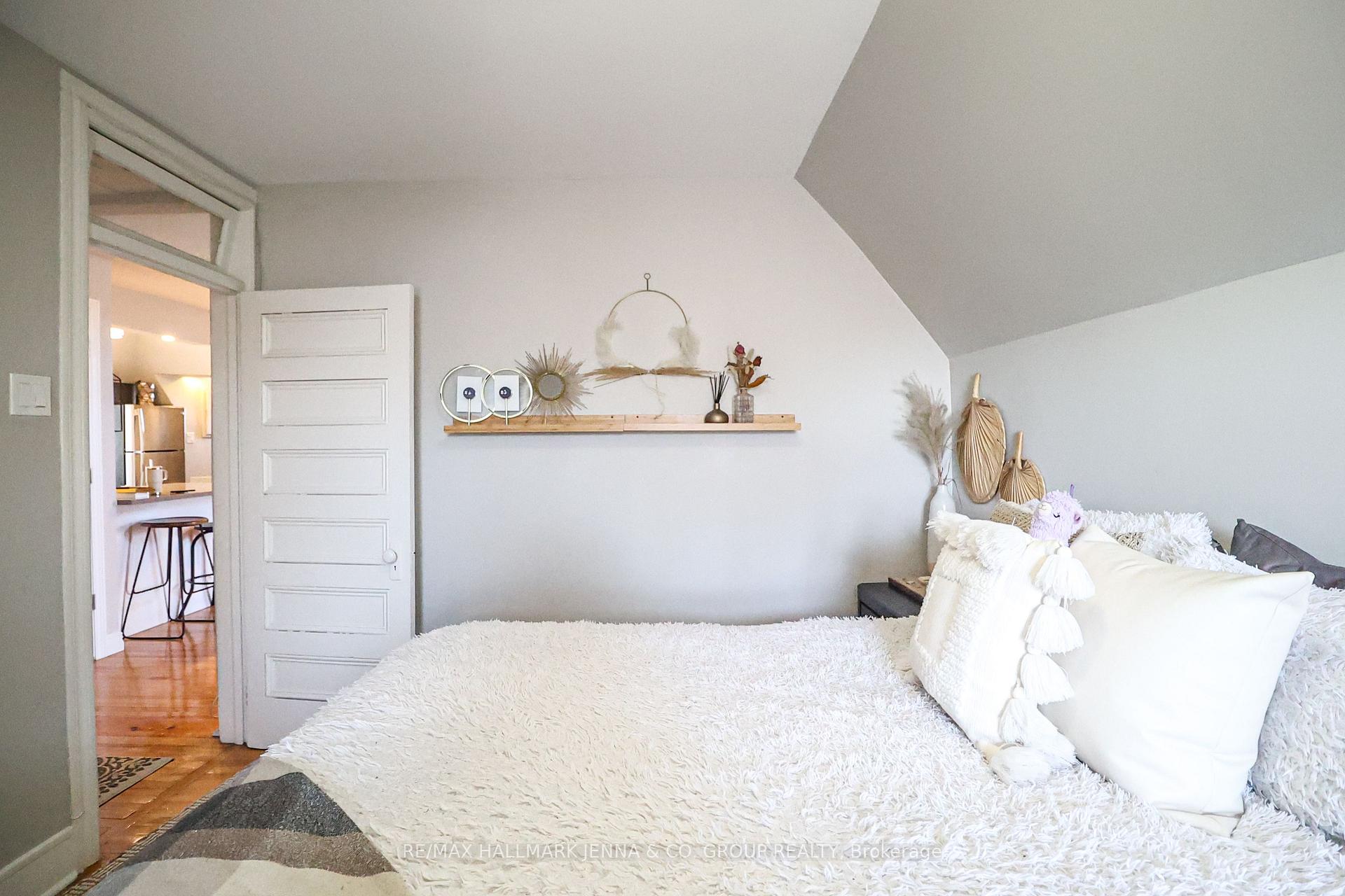Photo 17 of Unit 3, 149 First Avenue, Ottawa, Glebe — HOMEH