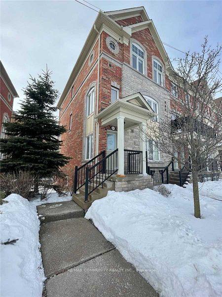 Photo 2 of 2117 Bur Oak Avenue, Markham, Greensborough — HOMEH
