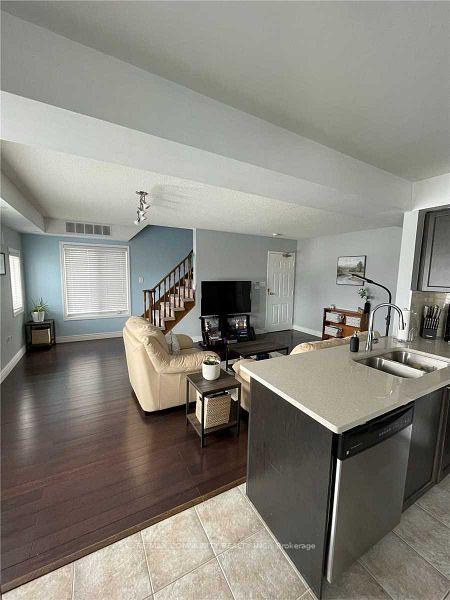 Photo 13 of 2117 Bur Oak Avenue, Markham, Greensborough — HOMEH