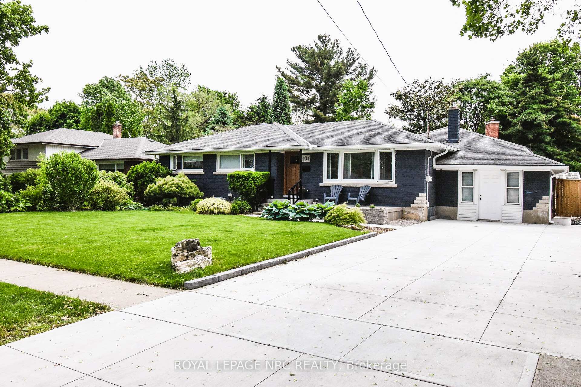 Front of 191 Dalhousie Avenue