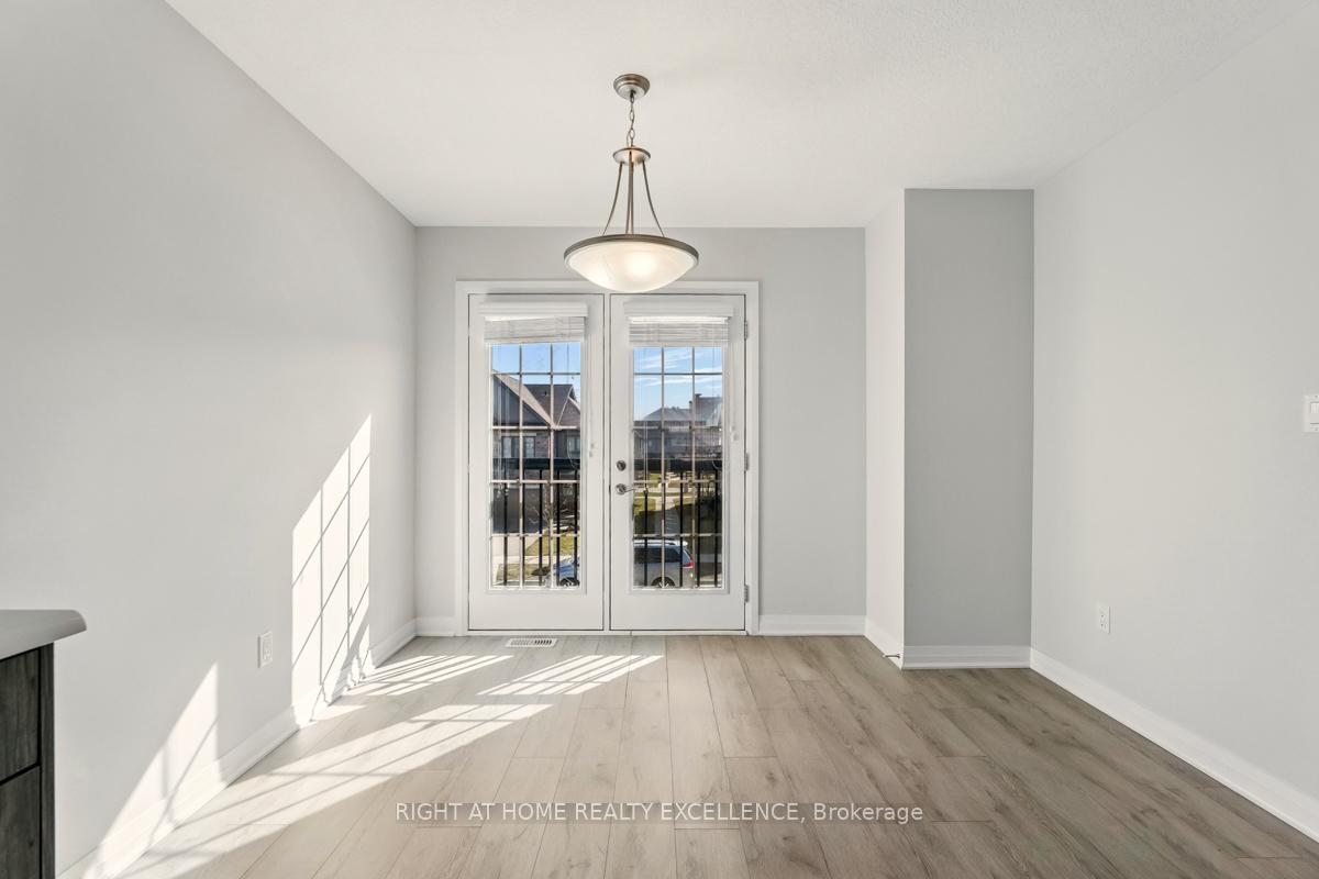 Photo 18 of 154 South Creek Drive, Kitchener, Doon South — HOMEH