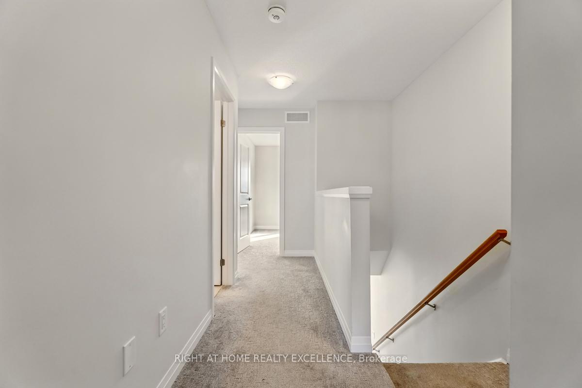 Photo 24 of 154 South Creek Drive, Kitchener, Doon South — HOMEH