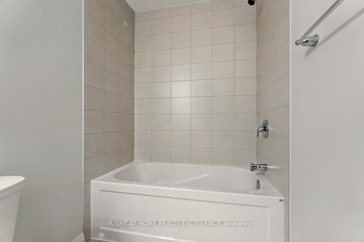 Photo 33 of 154 South Creek Drive, Kitchener, Doon South — HOMEH