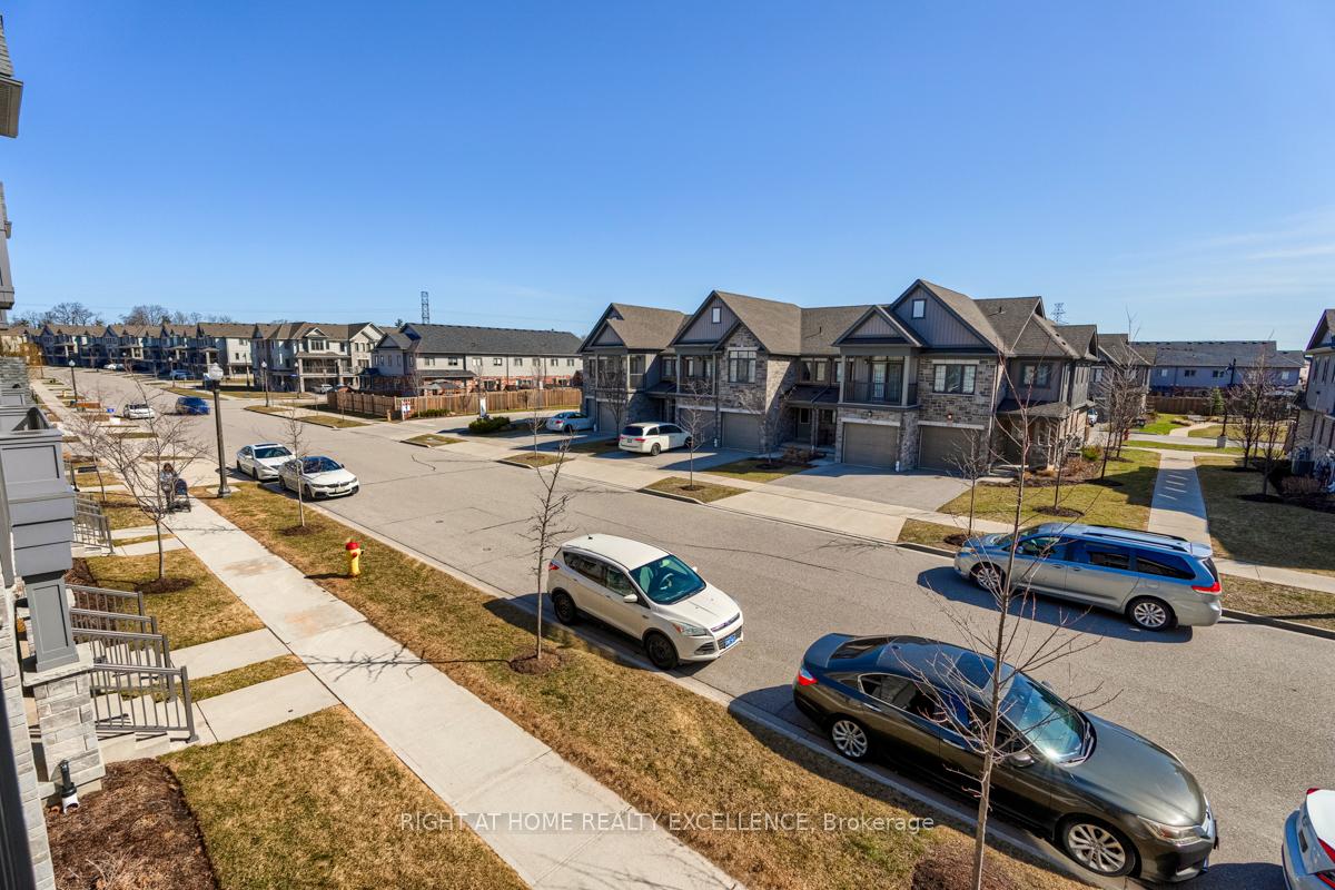 Photo 35 of 154 South Creek Drive, Kitchener, Doon South — HOMEH