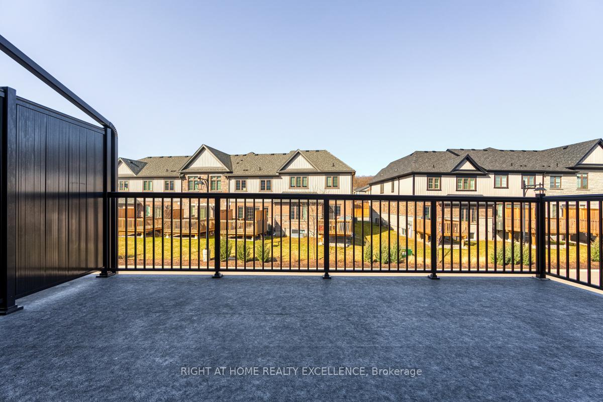 Photo 37 of 154 South Creek Drive, Kitchener, Doon South — HOMEH