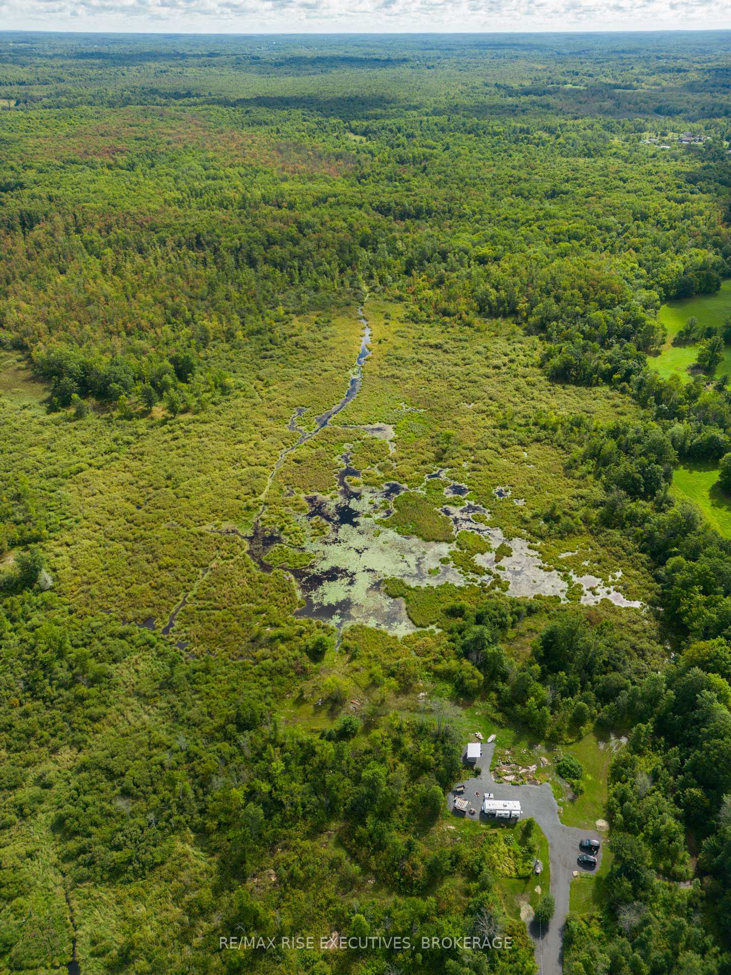 Photo 12 of 1070 Second Lake Road, Central Frontenac, Frontenac Centre — HOMEH