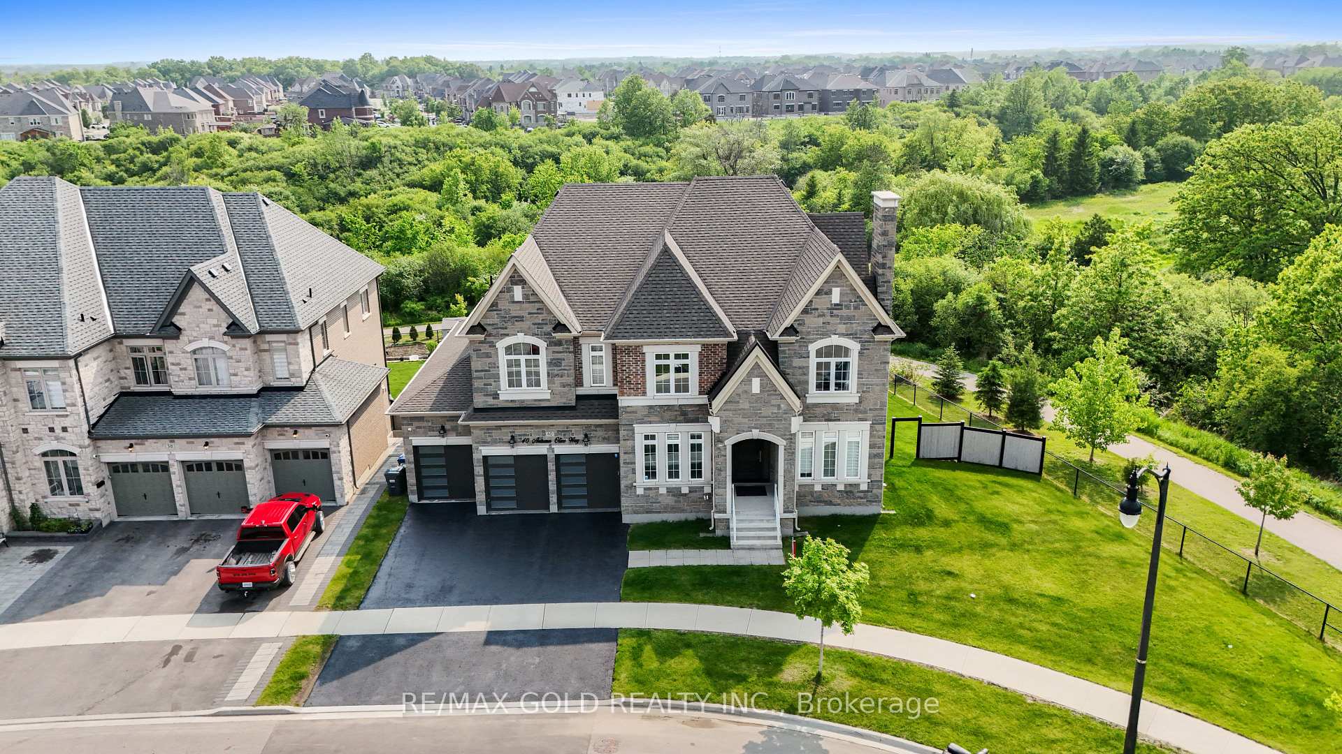 Front of 40 Autumn Olive Way