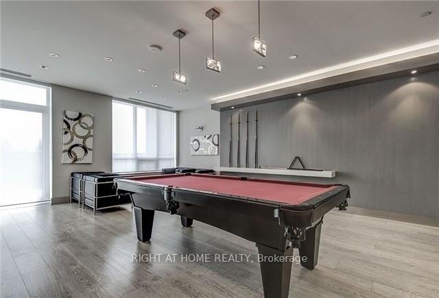 Photo 10 of Unit 1907, 7165 Yonge Street, Markham, Thornhill — HOMEH