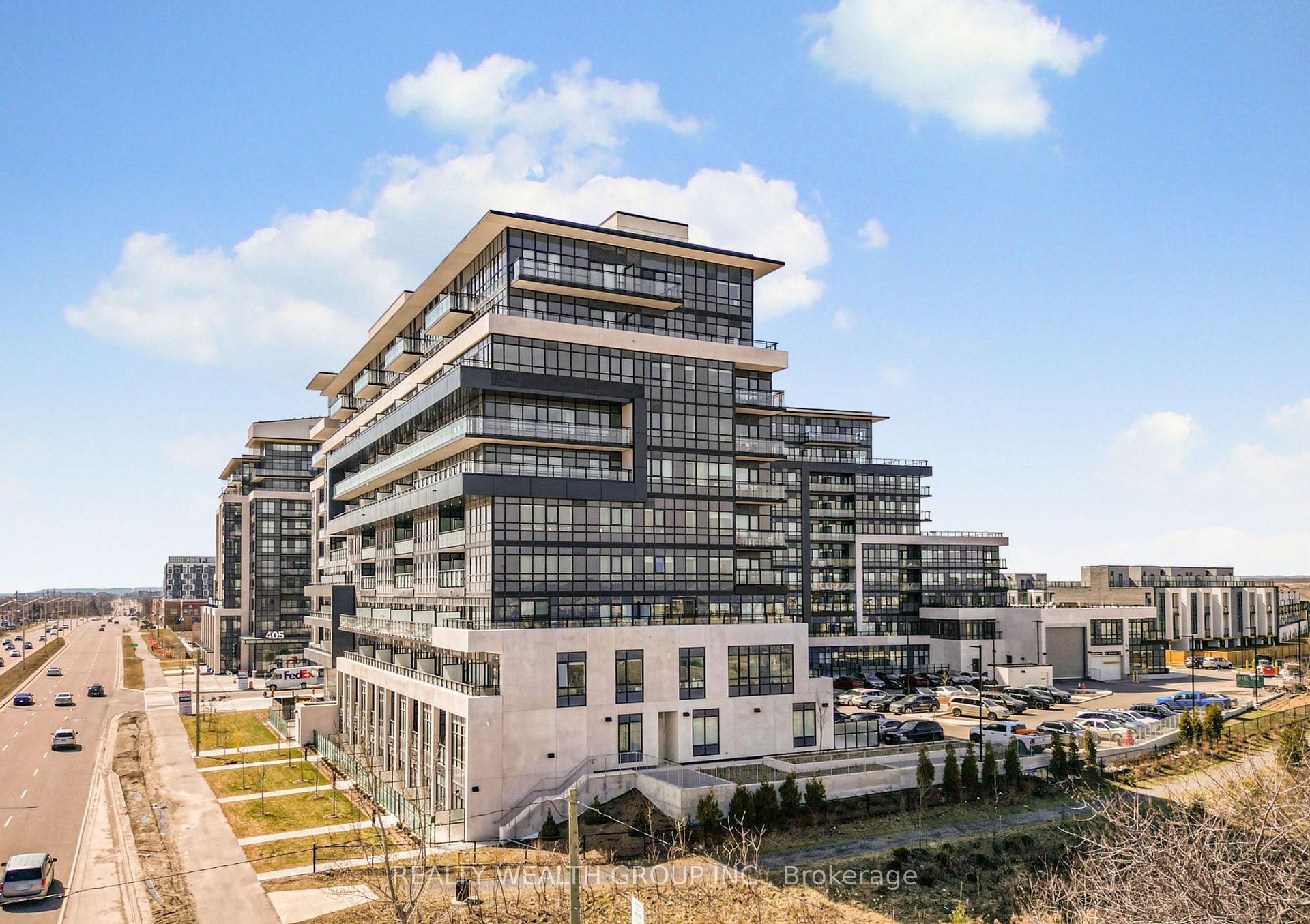 Front of Unit 130, 395 Dundas Street W