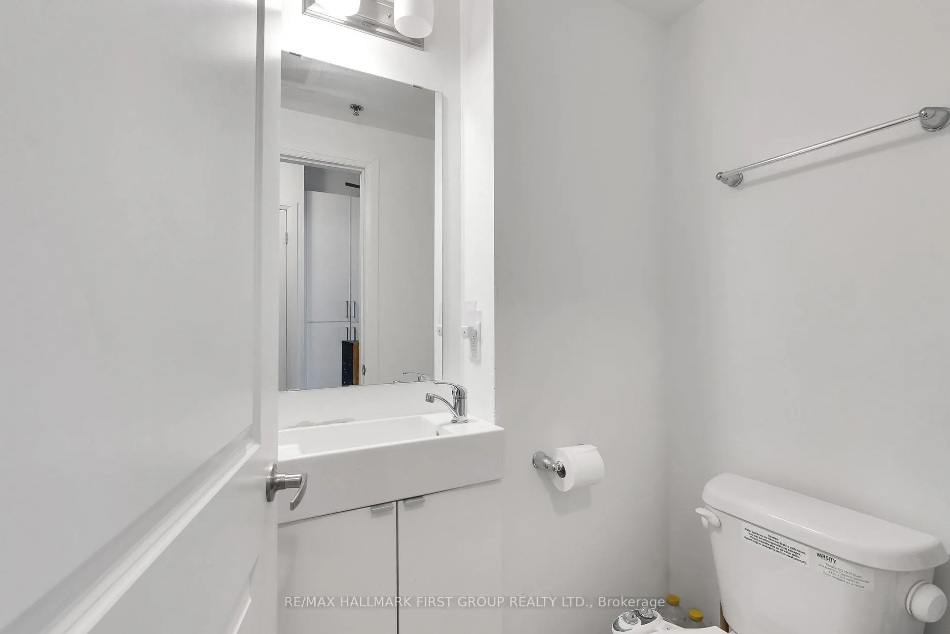 Photo 16 of Unit 709, 1900 Simcoe Street N, Oshawa, Samac — HOMEH