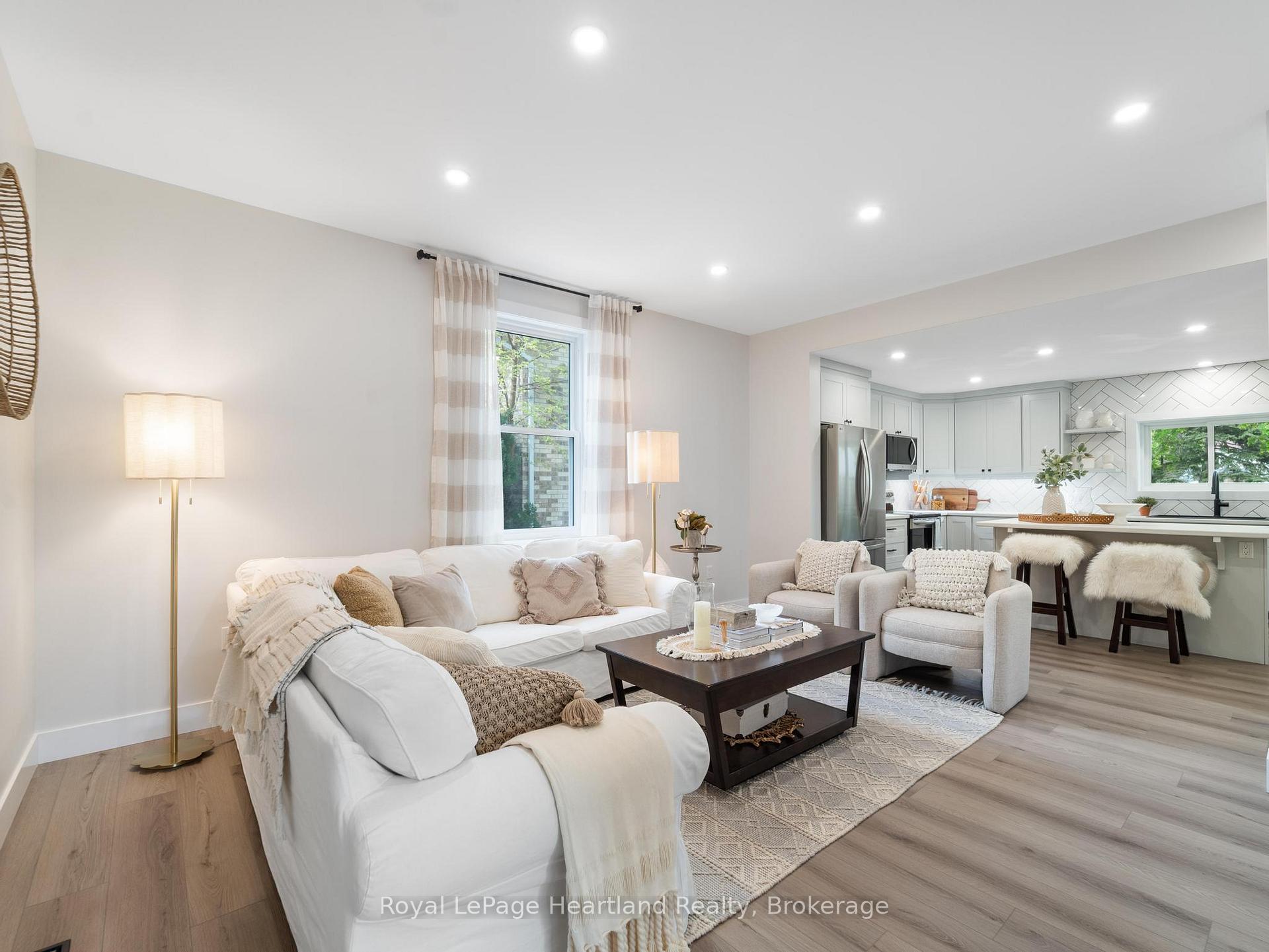 Photo 20 of 137 Palmerston Street, Goderich, Goderich (Town) — HOMEH