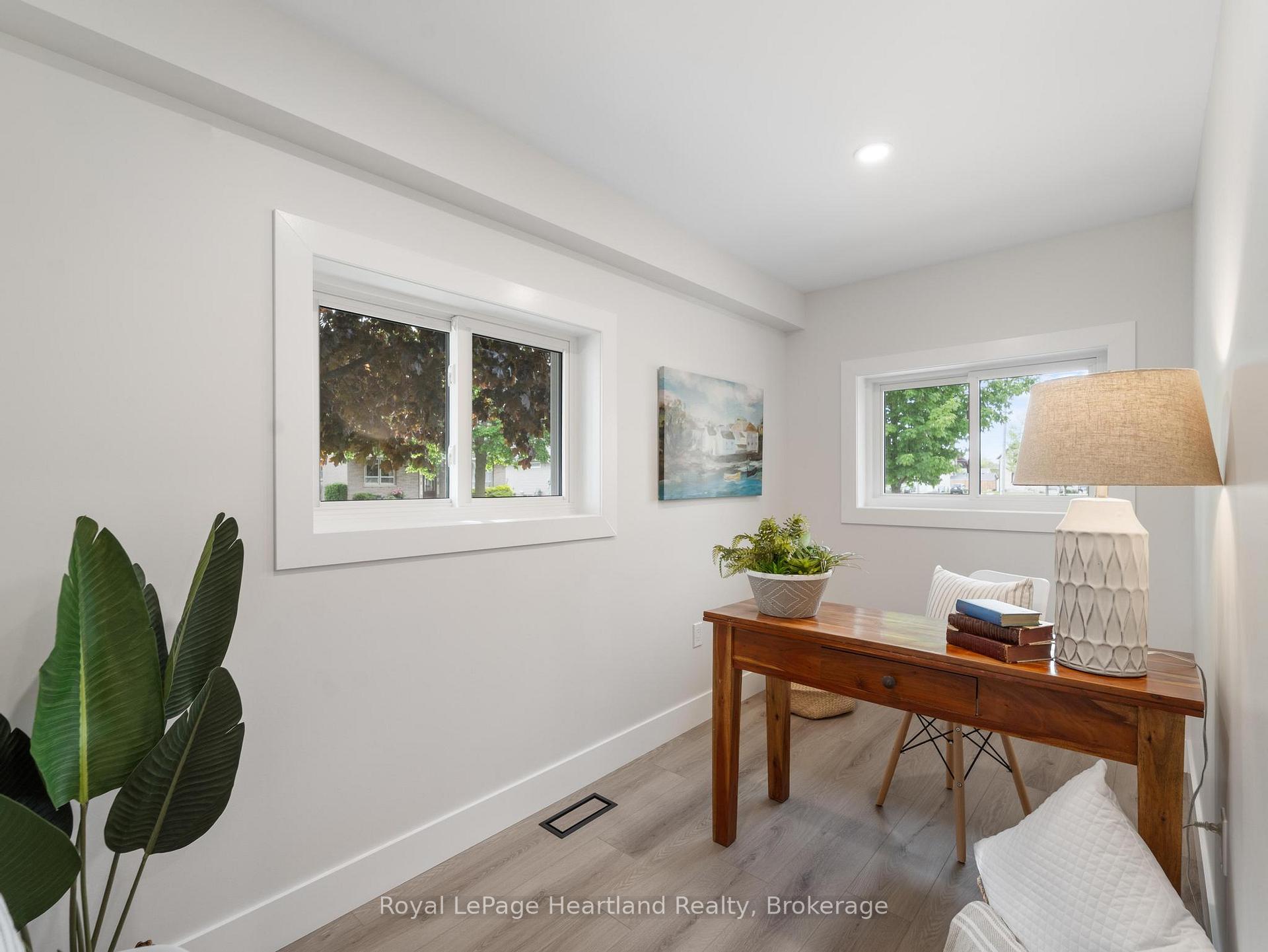 Photo 22 of 137 Palmerston Street, Goderich, Goderich (Town) — HOMEH