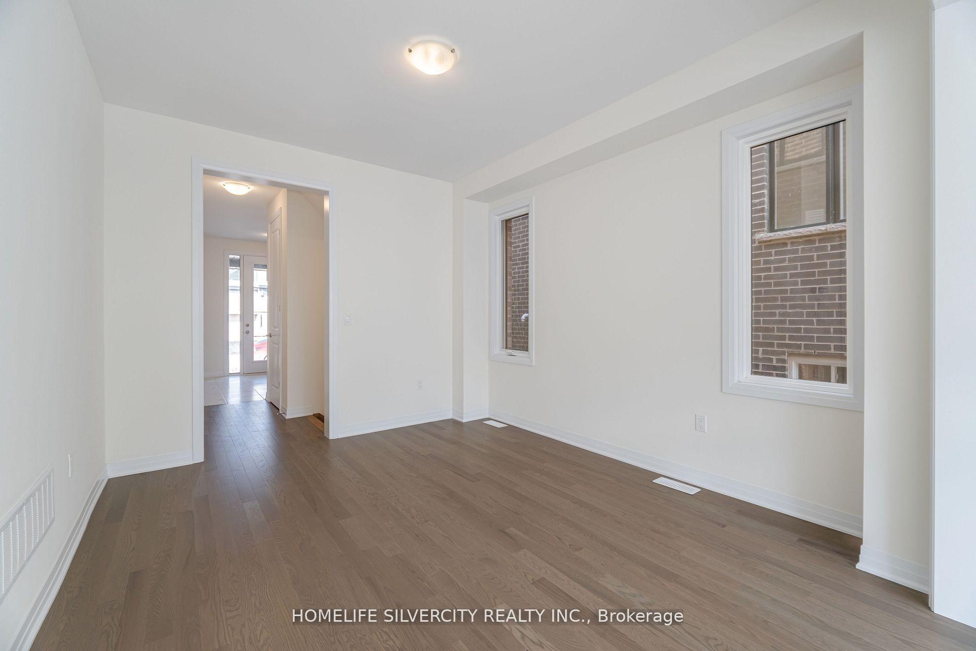 Photo 5 of 19 Gibson Drive N, Erin — HOMEH