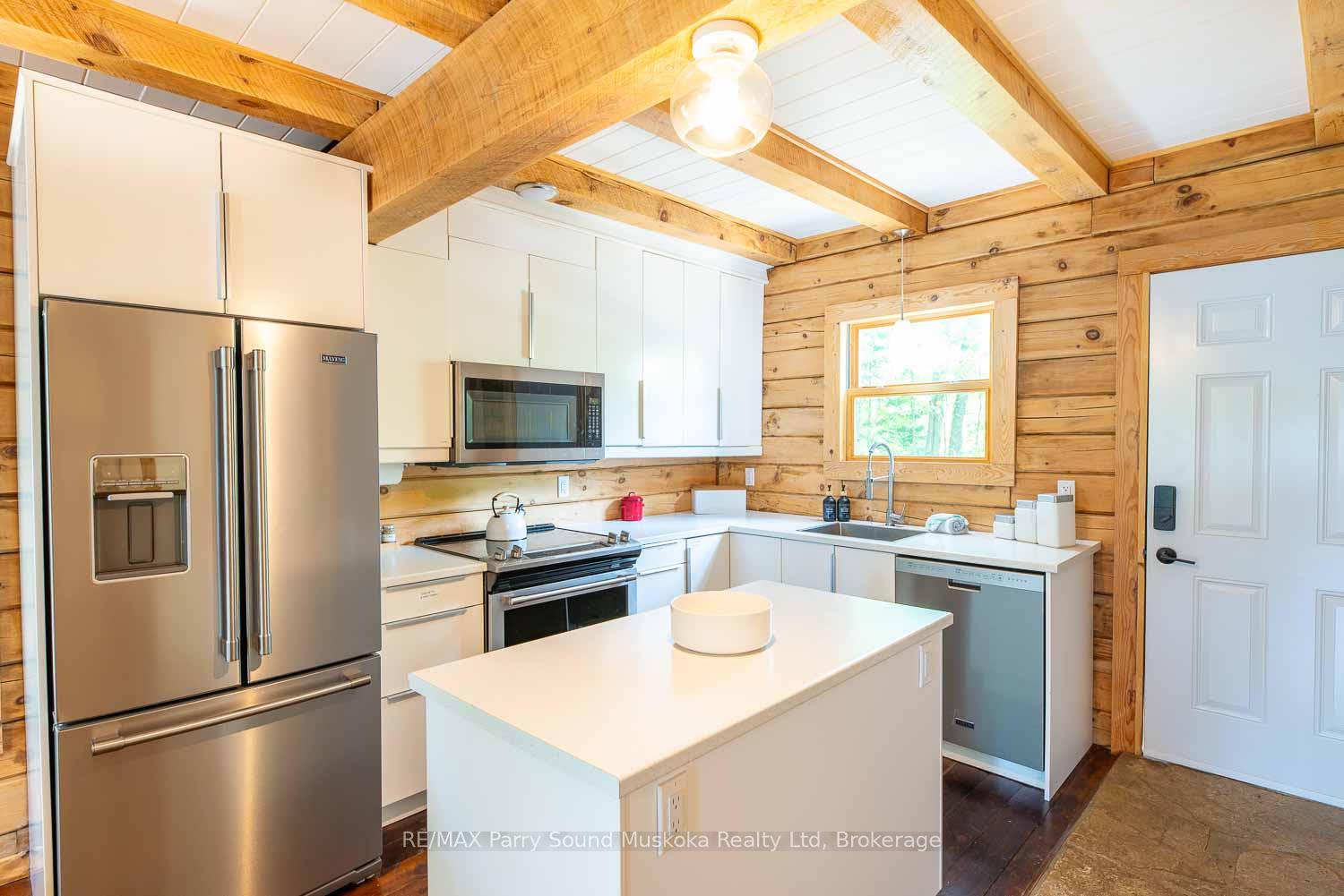 Photo 6 of 95 Pettit Lane, Kearney — HOMEH