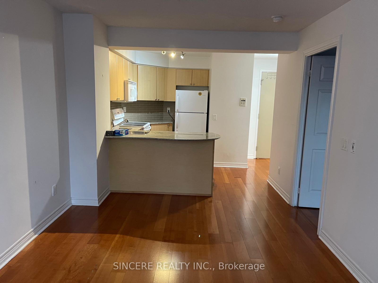 Front of Unit 1701, 763 Bay Street