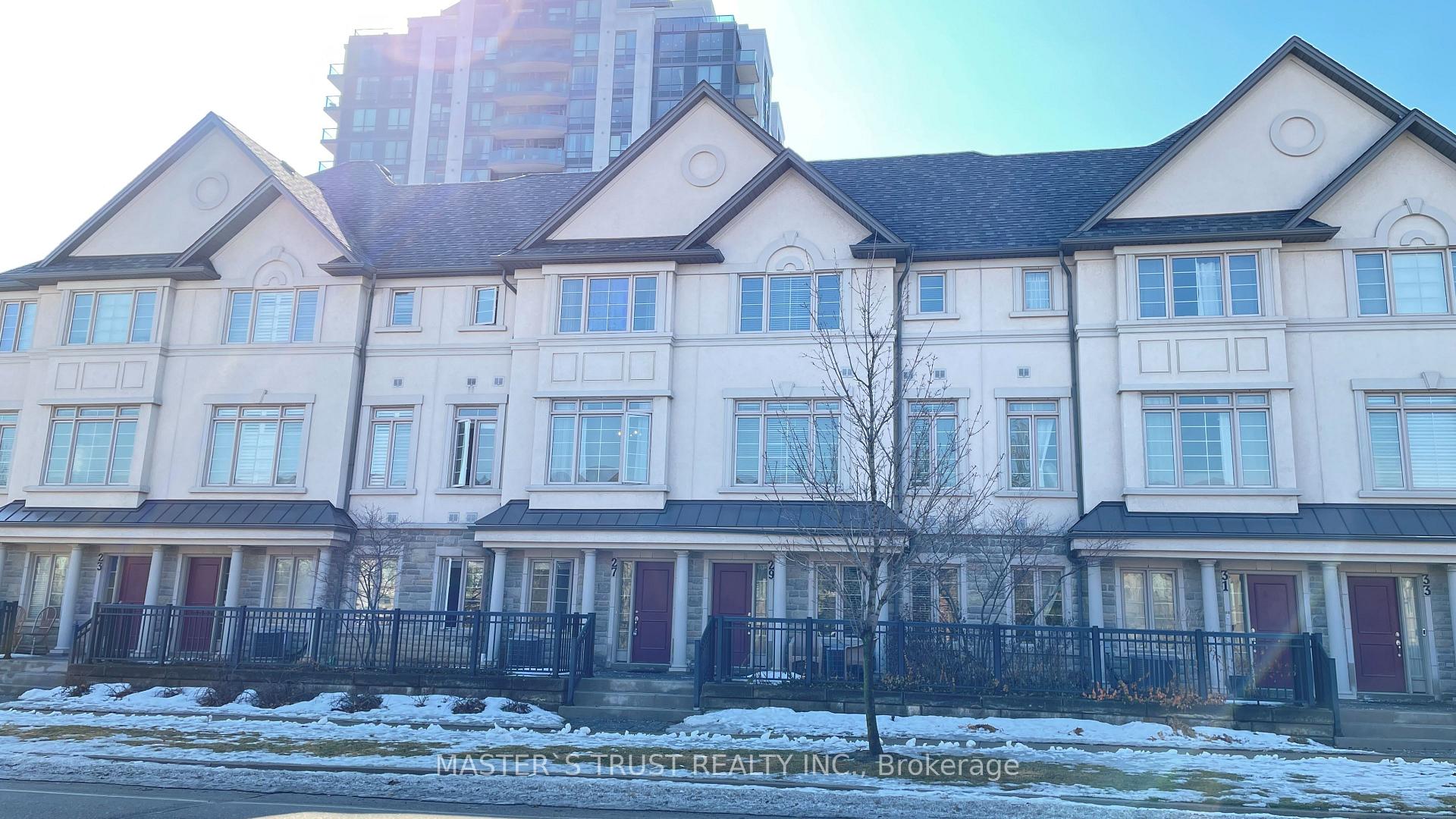 Front of 27 Beverley Glen Boulevard