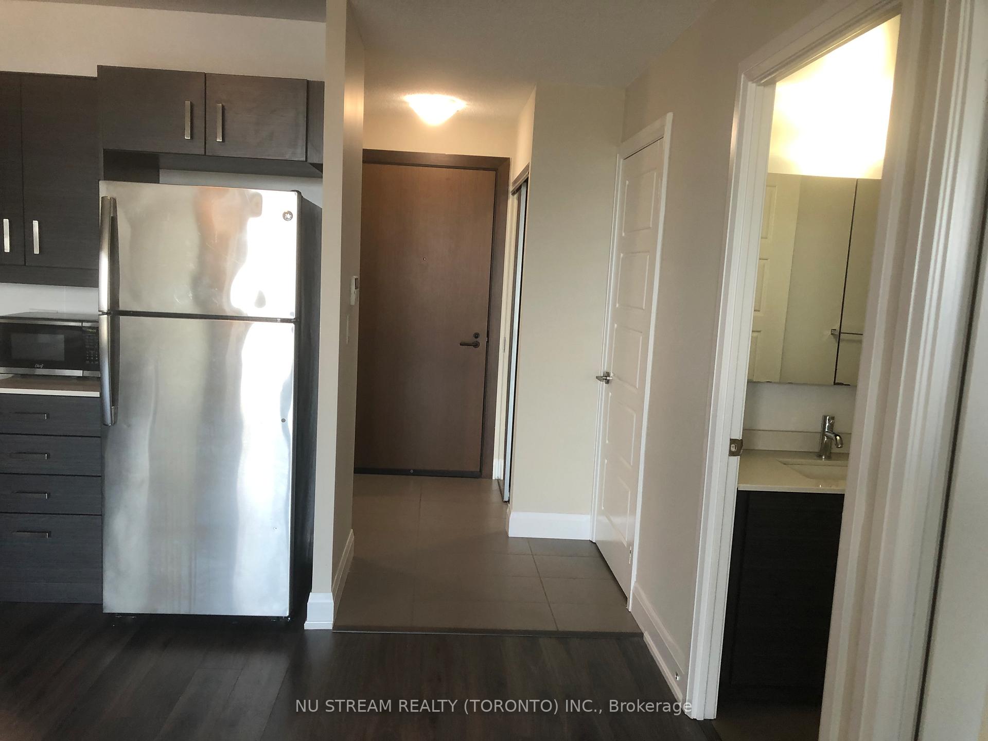 Photo 1 of Unit 2108, 1 Uptown Drive, Markham, Unionville — HOMEH