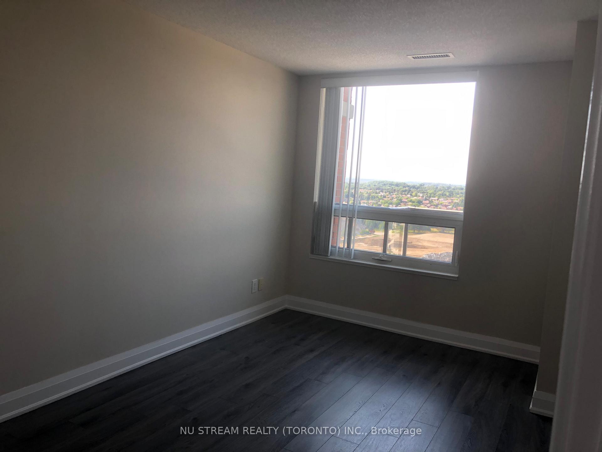 Photo 7 of Unit 2108, 1 Uptown Drive, Markham, Unionville — HOMEH