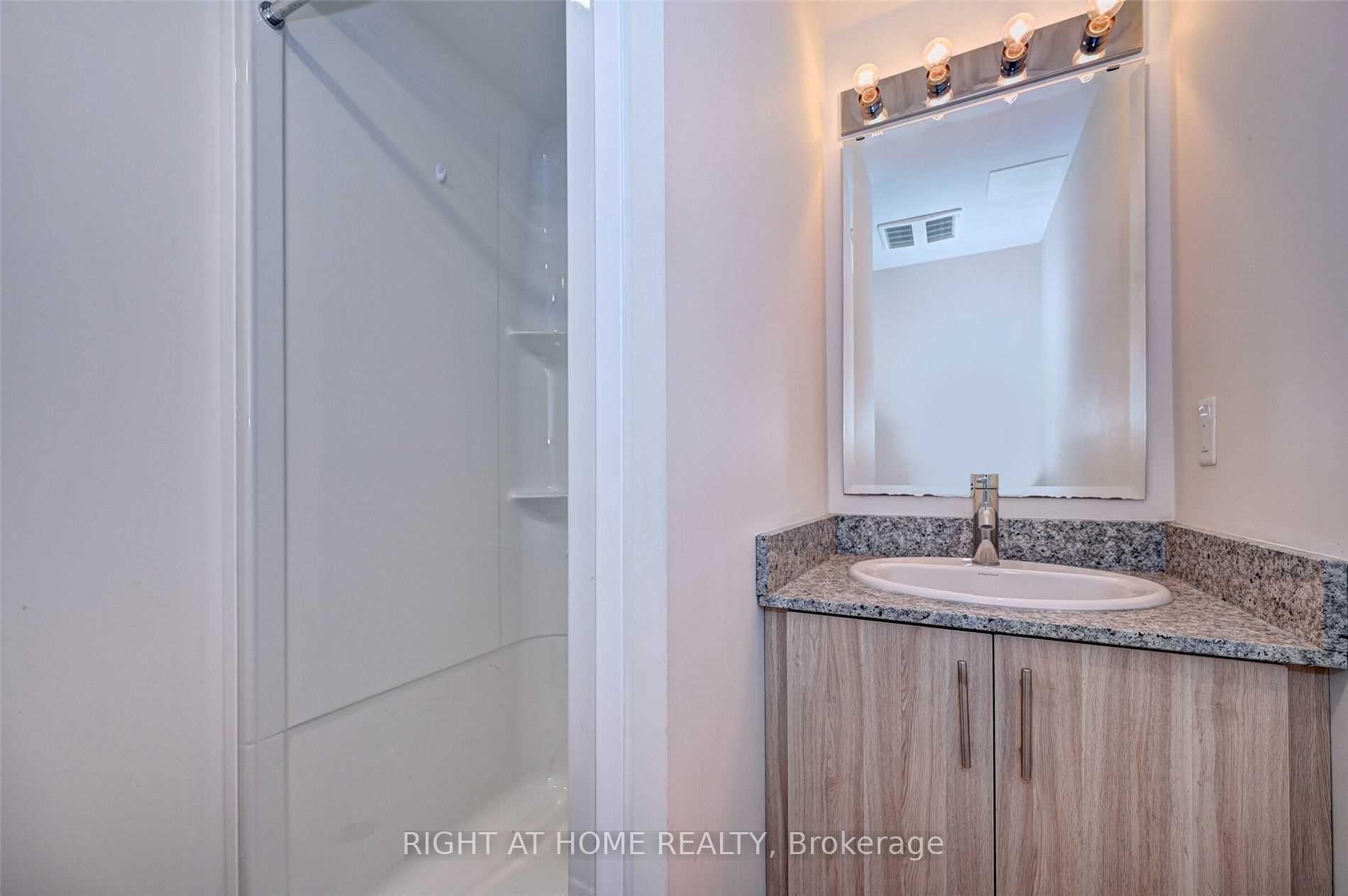 Photo 10 of Unit G508, 275 Larch Street, Waterloo, Lakeshore Village — HOMEH