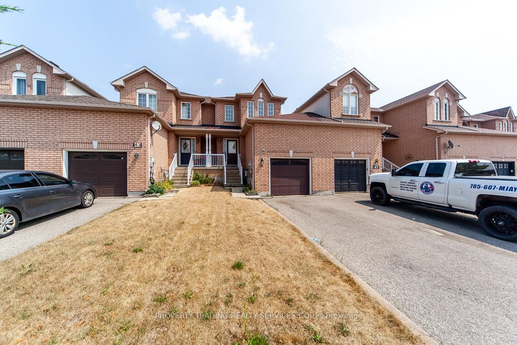 Photo 3 of 45 Ridwell Street, Barrie, Edgehill Drive — HOMEH