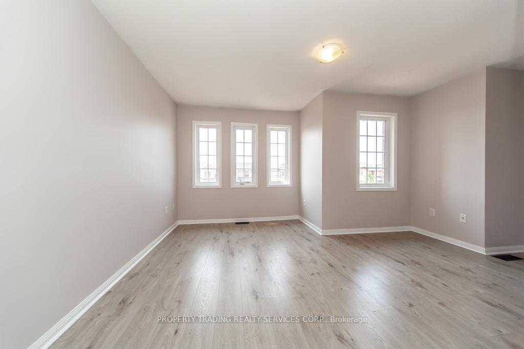Photo 9 of 45 Ridwell Street, Barrie, Edgehill Drive — HOMEH