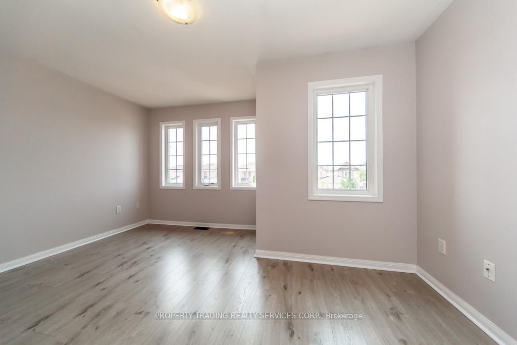 Photo 10 of 45 Ridwell Street, Barrie, Edgehill Drive — HOMEH