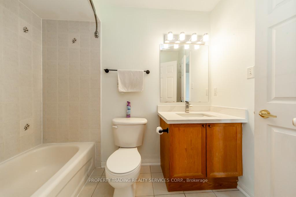 Photo 18 of 45 Ridwell Street, Barrie, Edgehill Drive — HOMEH
